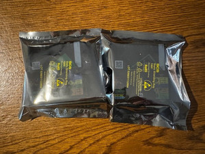 SURE-FI DS004  Wireless Wiegand Bridge Remote and Controller