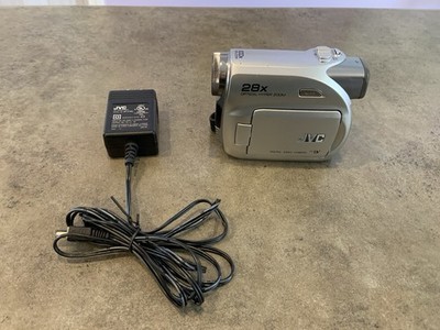 JVC GR-D347U Digital Video Camera 28x Optical Zoom Needs Battery So Not Tested