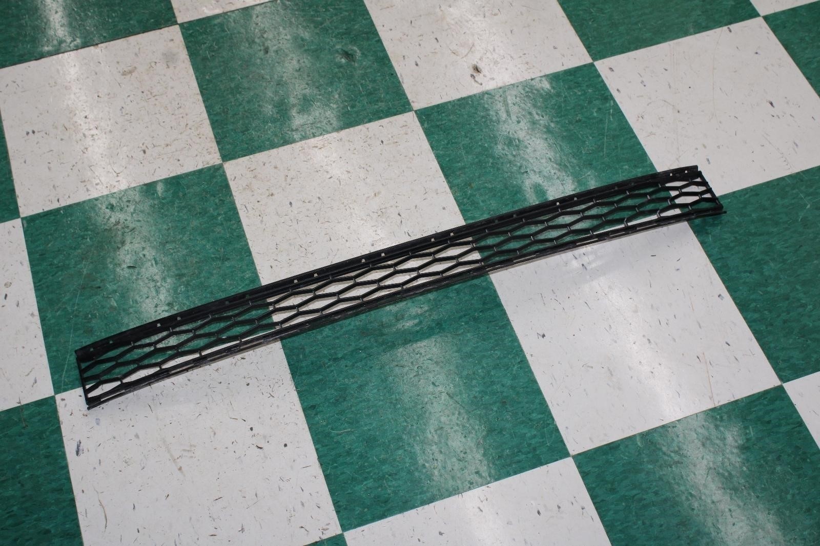 14-17 GHIBLI Black Front Lower Bumper Grille Grill Assembly Insert OEM Factory