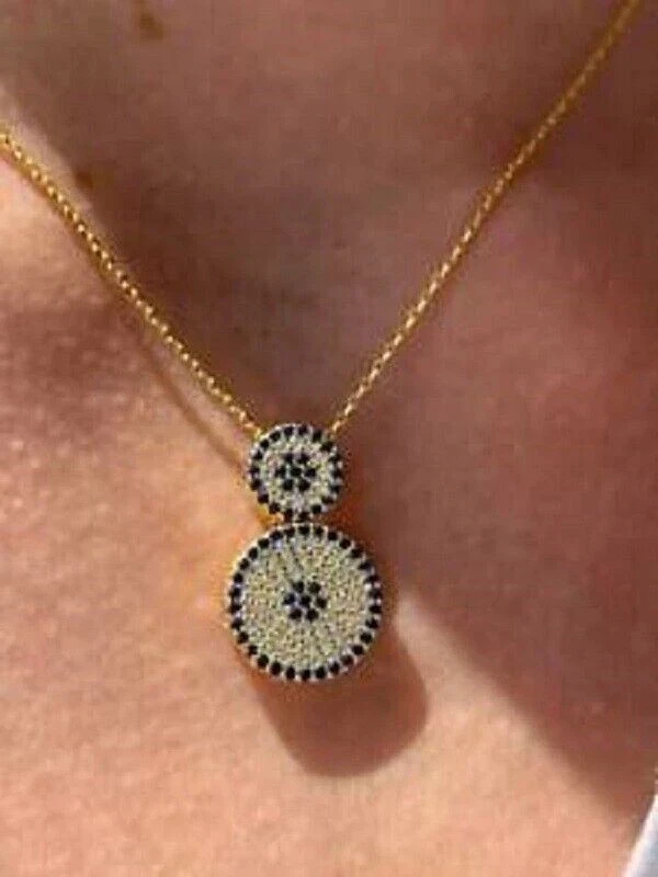 Colgante con racimo de zafiro azul de corte redondo de 2 quilates de oro amarillo de 14 quilates de cadena libre de más de 18" Foto 2 de 4