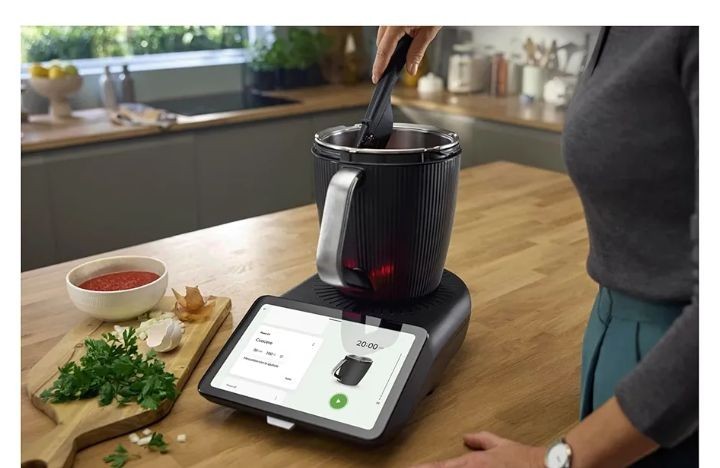 Thermomix Bimby TM7 nero robot da cucina con display touchscreen e ciotola