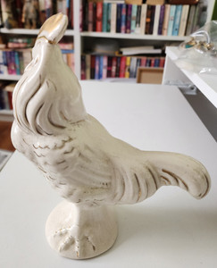 Vintage White Ceramic Rooster Figurine Gold Trim Farmhouse Kitchen Decor 7"