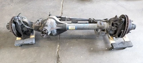 243K MILES - 3.73 Ratio Front Axle Assembly | Fits 1999-2001 Ford F250 F350