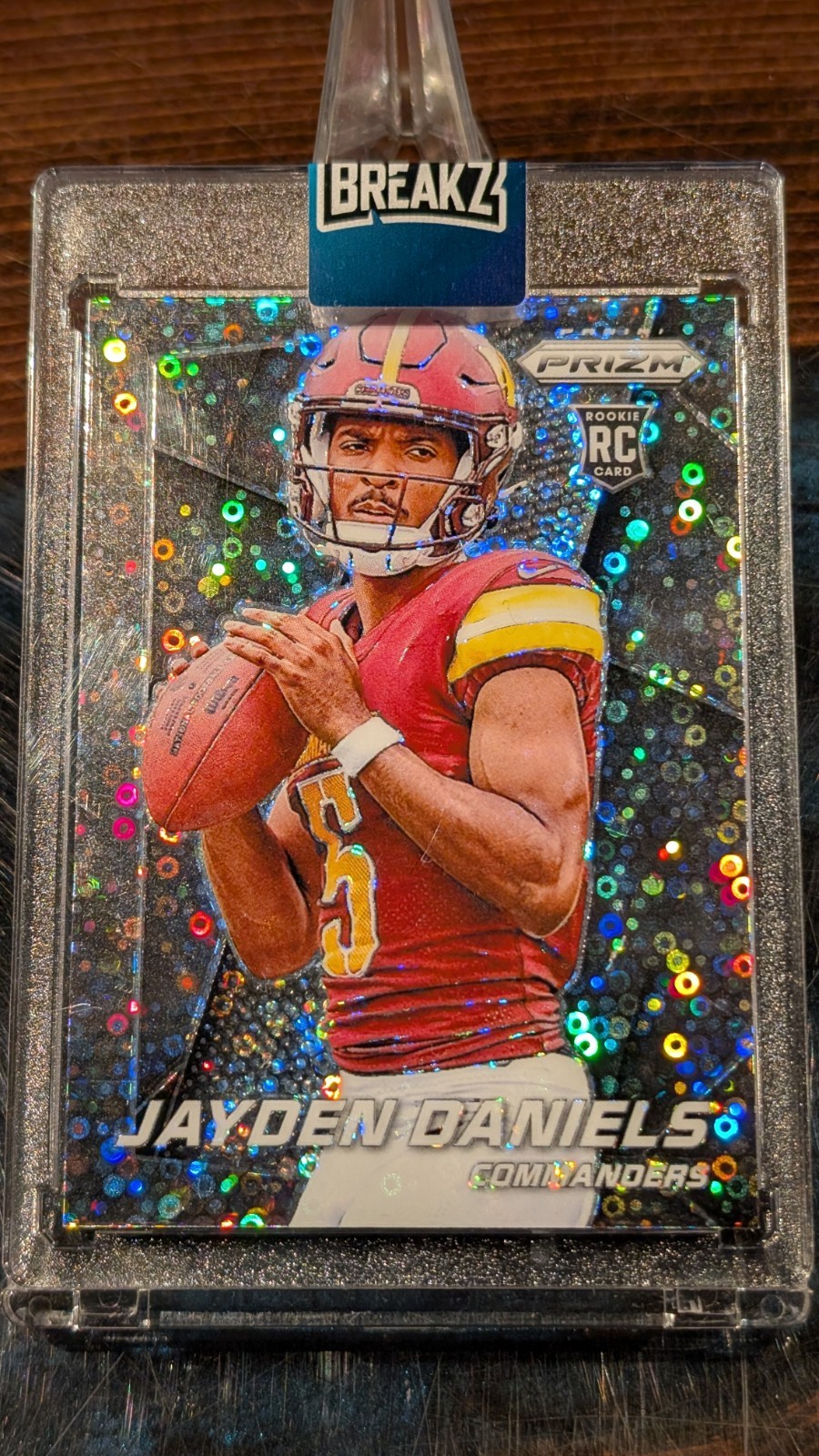 2024 Panini Prizm - Prizm Flashback Rookie Jayden Daniels #8 No Huddle Prizm...
