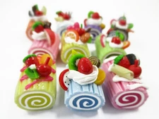 Dollhouse Miniature Food 10 Fruit Sweet Roll Cake Log Cake Bakery 16494