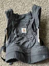 Ergobaby Black Infant Baby Carrier with Newborn Insert