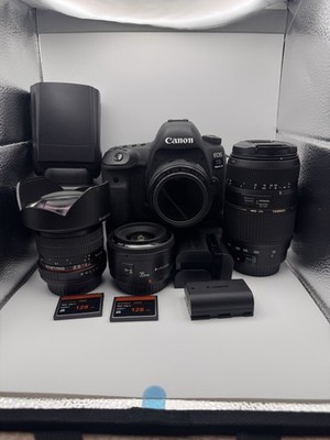 Canon EOS 5D Mark IV DSLR Camera Bundle   Excellent Condition 8199 Shutter Count