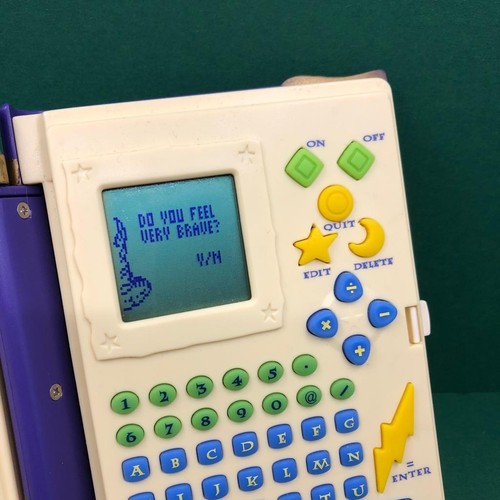 Vintage Tiger Harry Potter Book Of Spells Electronic Handheld Toy Game +Instruc. - Picture 4 of 8
