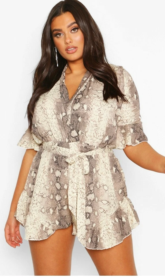 Mameluco envolvente con volantes con estampado de serpiente Plus Foto 2 de 4