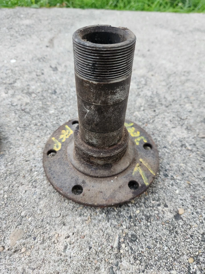 Jeep Willys 1941-71, Jeepster, freno de tambor husillo dana 25/27  Foto 2 de 4