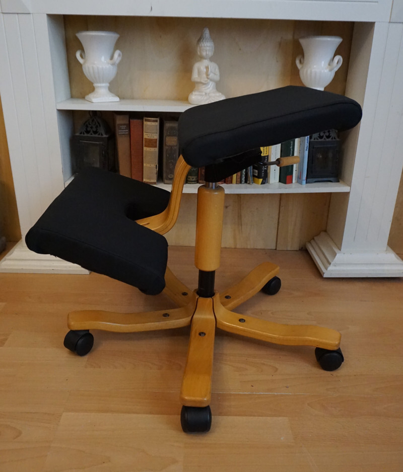 VARIER STOKKE WING BALANS ALLROUNDSTUHL KNIESTUHL KNIEHOCKER IN BUCHE