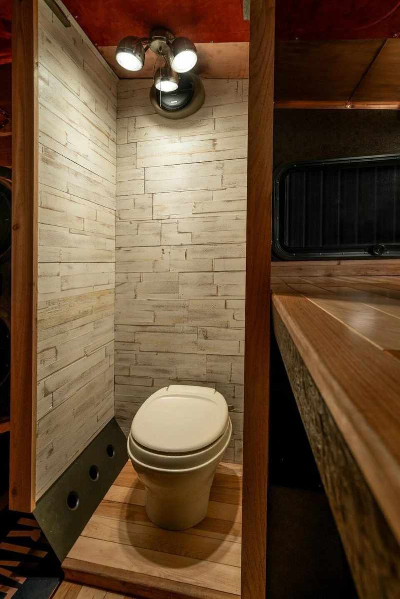 Click photo thumbnail to view