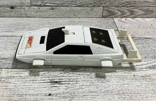 Vintage Corgi 007 Lotus Esprit James Bond Diecast Car Made in Great Britain