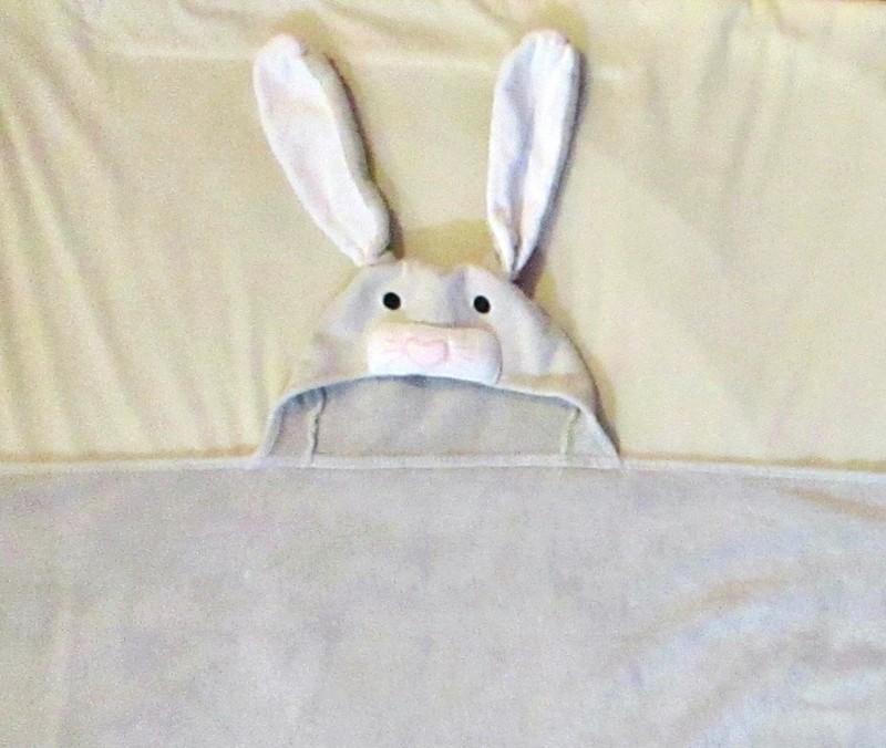 Pottery Barn Kids Bunny Rabbit Ears Hooded Bath Pool Beach Towel~Mint Cond. Gray