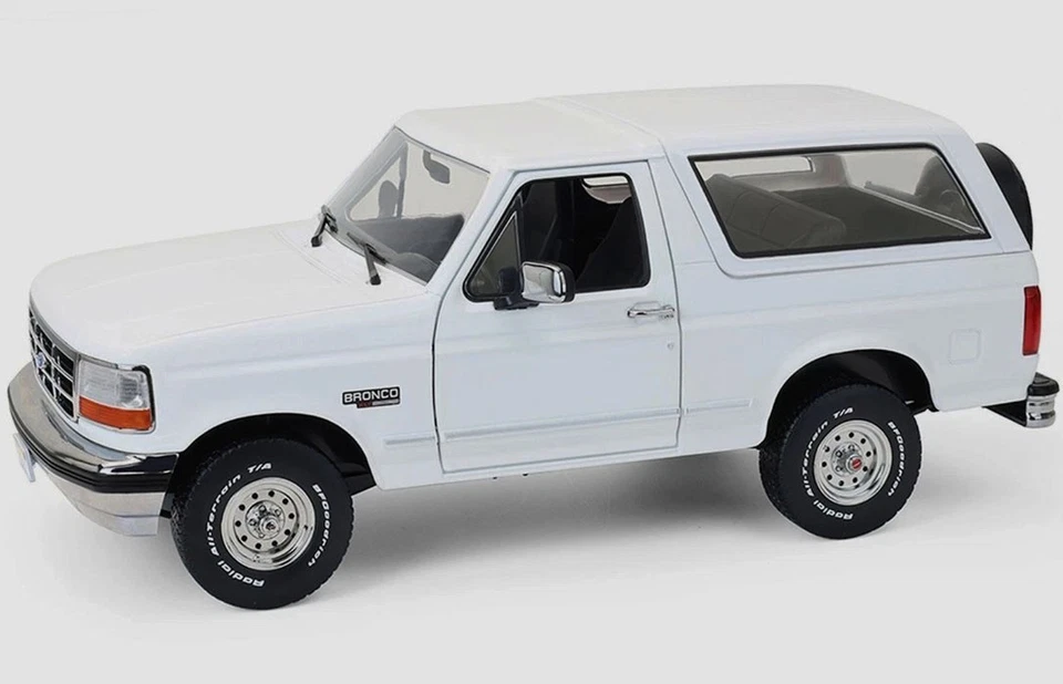 GREENLIGHT 19086 1:18 1993 FORD BRONCO XLT (OXFORD WHITE) - Image 3 of 4