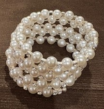 Women's bracelet, White, Faux Pearls