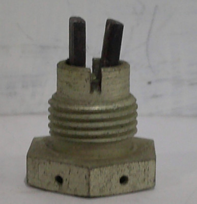 CONTINETAL MOTOR ENGINE AIRCRAFT MAGNETIC OIL PLUG P/N 530897 NEW