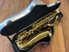 Pre-Owned BUESCHER ARISTOCRAT Alto Saxophone ...