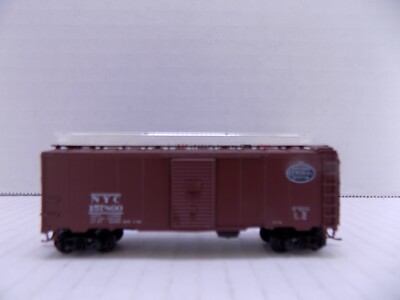 40 FT. ST. BOX CAR S/D ,N SCALE,FOR; NEW YORK CENTRAL RR. .BY MICRO TRAI NOS