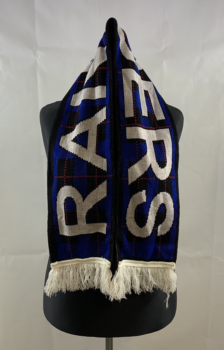 Foulard brune : quelles couleurs choisir pour valoriser votre teint