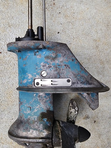 1954 OMC Johnson Evinrude 5.5 hp lower unit gear box 15" short shaft FM - Picture 10 of 18