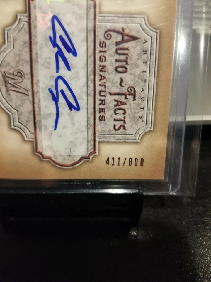 Chris Capuano 2006 #411/800 U.D. ARTEFACTOS "AUTO" AUTOFACTOS #AF-CA, GEMA. Foto 3 de 4