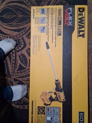 #ad DEWALT FLEXVOLT 60V 1000 PSI Power Cleaner DCPW1000B Hose Nozzles Foam $199.00