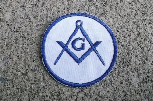 ORIGINAL VINTAGE MASON MASONRY MASONIC FREEMASON EMBROIDERED EMBLEM PATCH ~ NOS