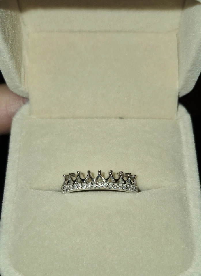 很棒! 14k 白金天然钻石周年纪念公主皇冠戒指 3 克 尺寸 7 — 第 2/4 张图片