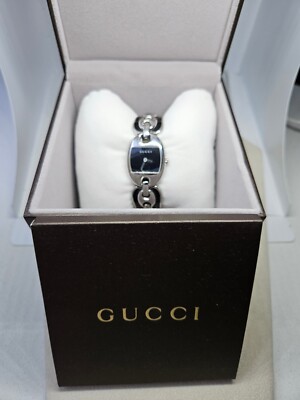 Gucci Marina Chain 121.5 SS Ladies Watch With Black Enamel 