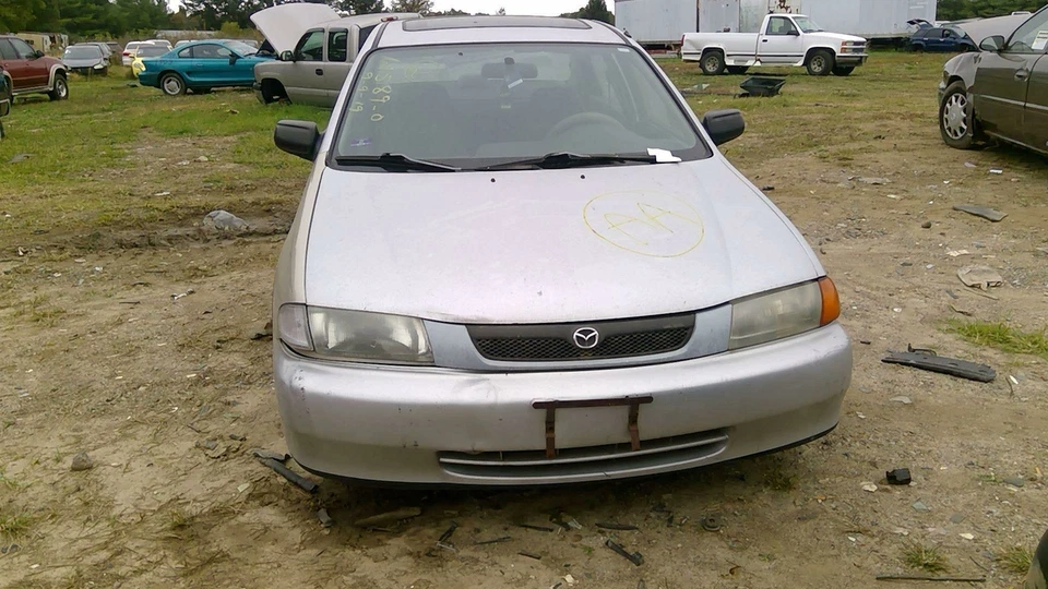 Radiador MAZDA PROTEGE 95 96 97 98 ENVÍO RÁPIDO Foto 2 de 4