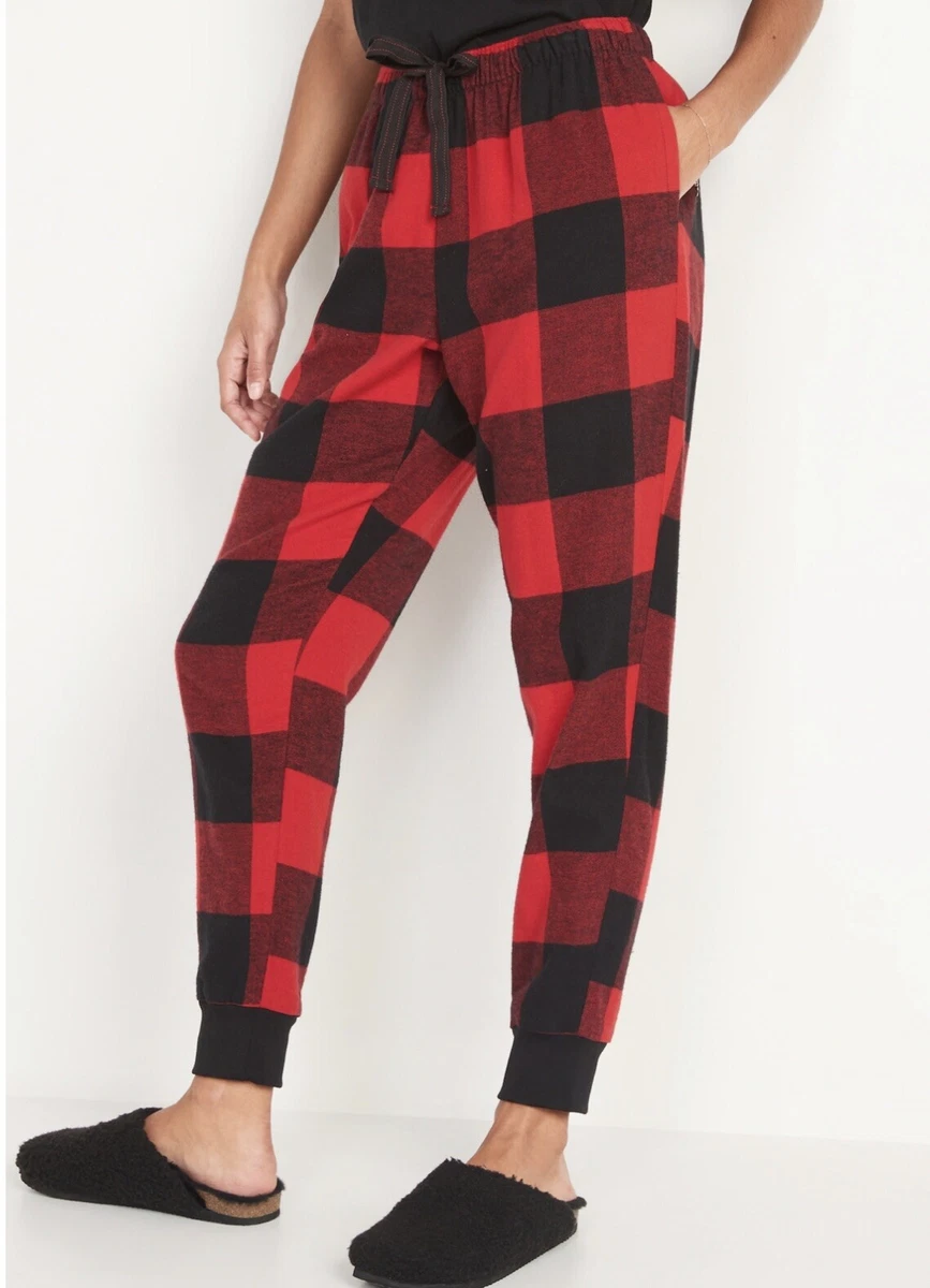 NWT: Old Navy Women's Flannel Jogger Pajama Pants, Red/Black, Size Large.