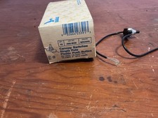 Box Of 10 Eagle Single Pole canopy Switches 466-box black 15A-120V AC. NOS 223 