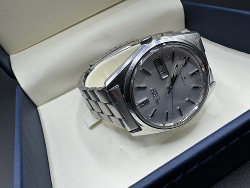 Vintage Automatic 17 Jewels Silver Dial 6309-8260 Japan Watch 1978 - Picture 2 of 7