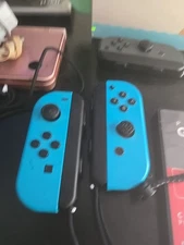 Nintendo Joy-Con Controller - Neon Blue/Neon Red (HACAJAEAA)