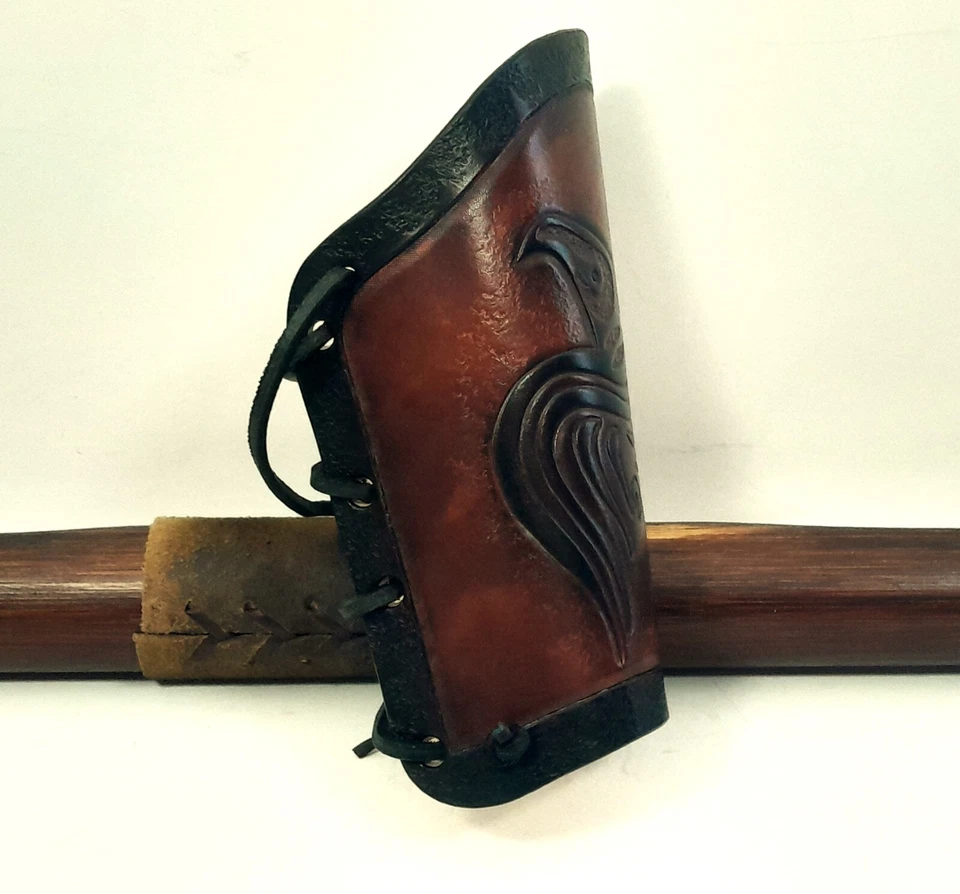 Bogenschießen Armschutz Black Raven Leder braun schwarz punziert Wikinger - Bild 3 von 4