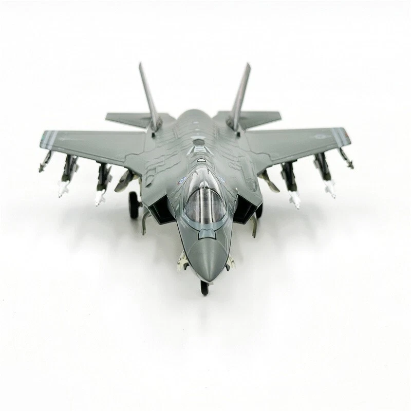 Wltk USAF F-35A Lightning Stealth Fighter Battled Version 1/72 Diecast Jet Model - Image 4 of 4