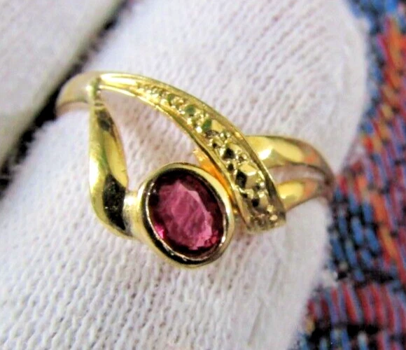 18 cts gold ring with natural ruby - Image 3 of 4