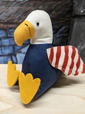2022 Eagle STAR Sun Squad Featherly Friends Target Bird FOURTH of July RARE