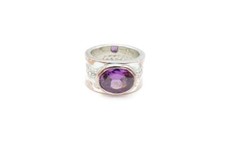 Sterling Silver 925 Purple Cubic Zirconia Ring Size 4
