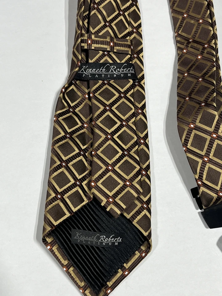 Corbata de seda pura hecha a mano con patrón de caja de bronce platino Kenneth Roberts para hombre NUEVA Foto 2 de 4