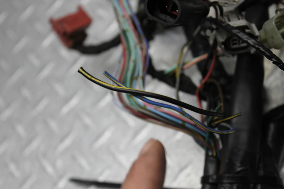 2006 KAWASAKI NINJA 650R EX650A ЖГУТ ПРОВОДОВ ОСНОВНОГО ДВИГАТЕЛЯ ТКАЦКИЙ СТАНОК - Изображение 2 из 4