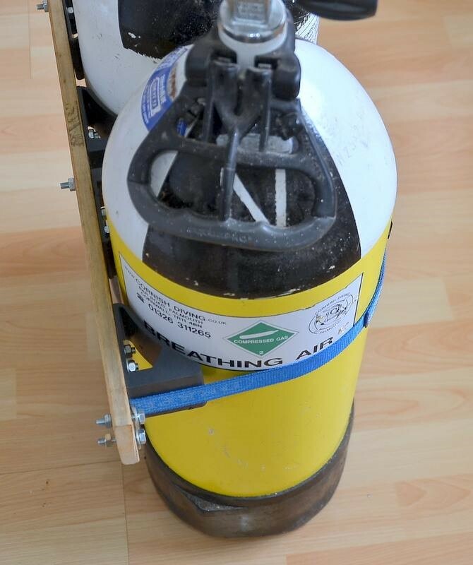 scuba tank holder Boat/vehicle/home Mount Scuba Diving Tank Rack Holder