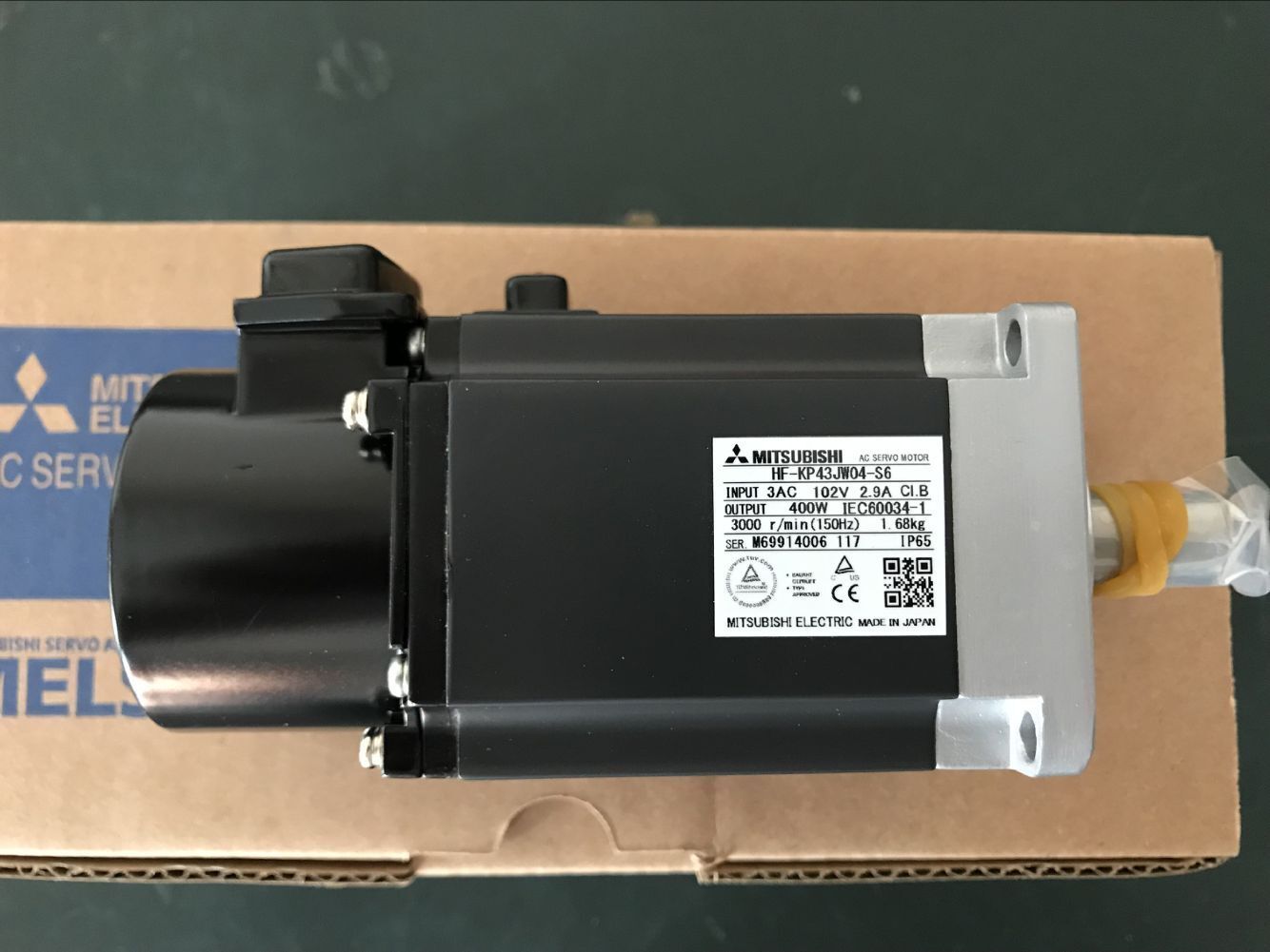 NEW MITSUBISHI SERVO MOTOR HF-KP43JW04-S6 HFKP43JW04S6