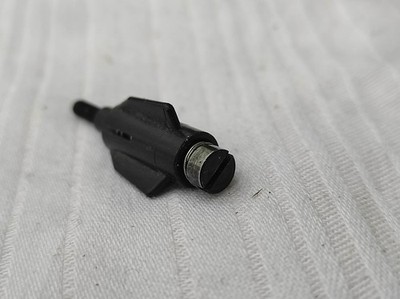 Grundig TS 945 Dreizack Bandteller Achse Reel table lock