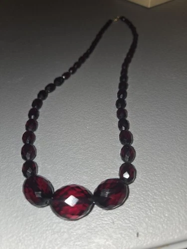 Vintage And Modern Jewelry Bakelite Necklace