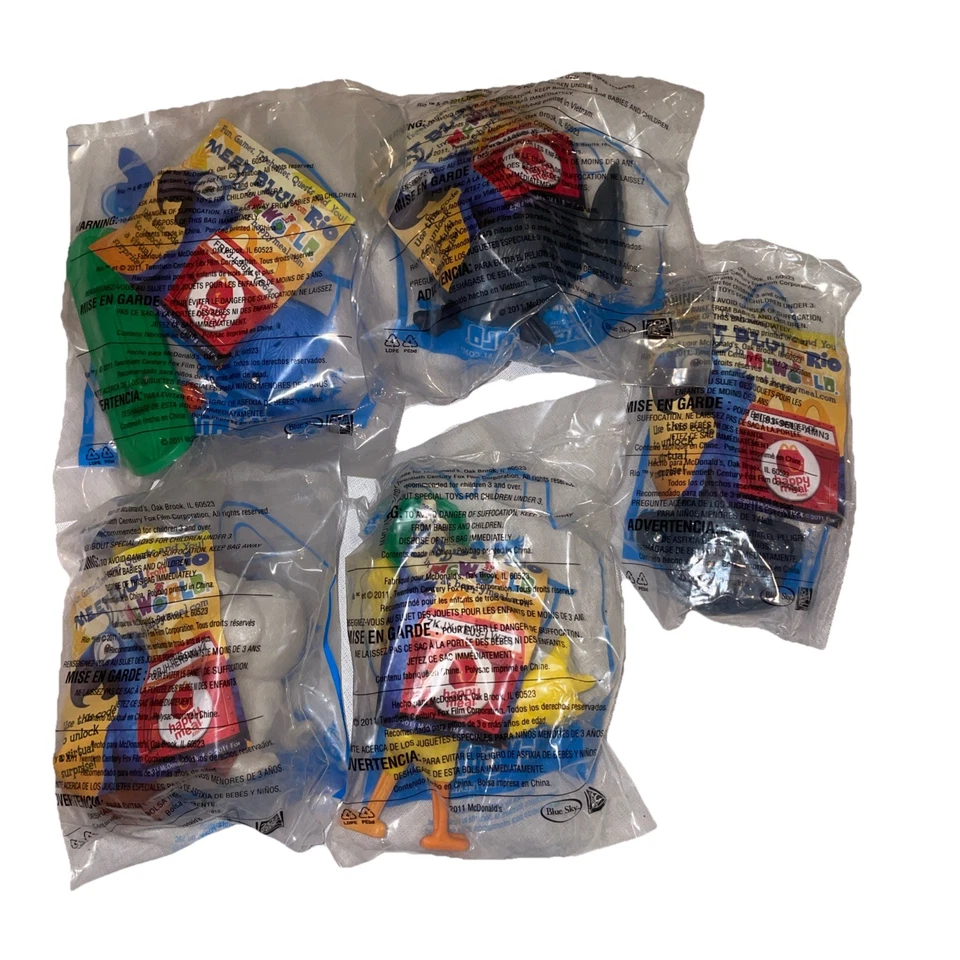 2011 Rio McDonald’s Sealed Toys Lot of 5 NIP PARTY FAVORS  - Image 2 of 3