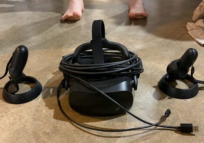 HP Reverb G2 VR Headset Black with Controllers and All Cables Tested + Working