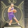 2024-25 Panini Noir Icon Edition Devin Booker Suns Gold /10 #83 Basketball