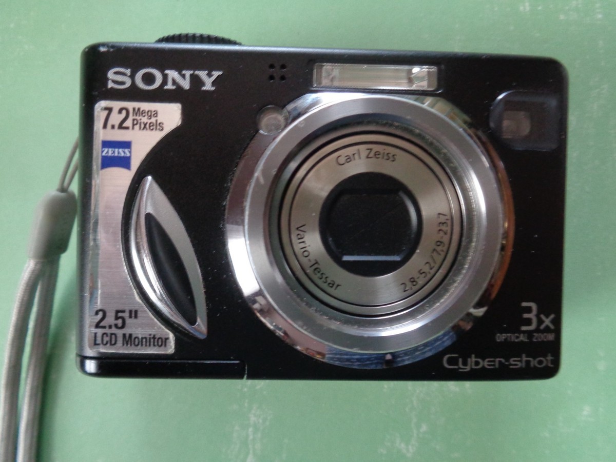 Sony DSC-W7 3x光学ズーム デジカメ、ワイコン、テレコン他セット SONY DSC-W7 7.2 MP 3X ZOOM DIGITAL CAMERA W/CARL ZEISS LENS & 16MB